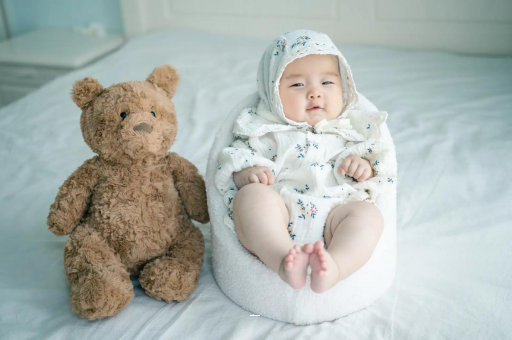 十堰宝宝挠耳朵是怎么回事 十堰宝宝挠耳朵是怎么回事